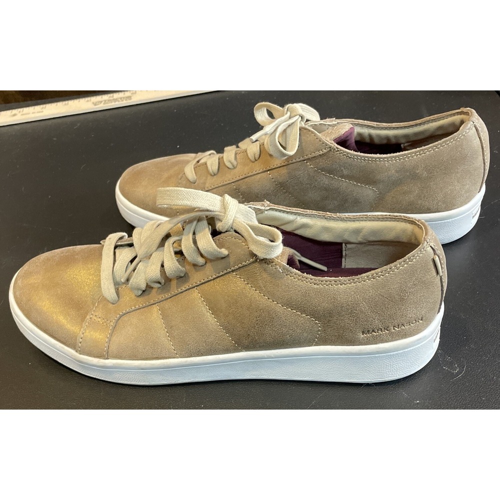 Mark Nason Womens 8.5 Sneakers Gold Metallic Leather Low Top Lace Up Preppy - Picture 5 of 7
